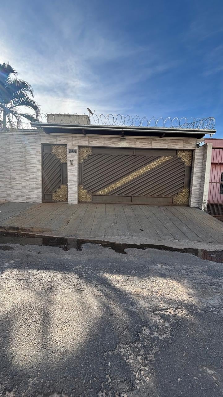 Casa no Residencial Flamingo