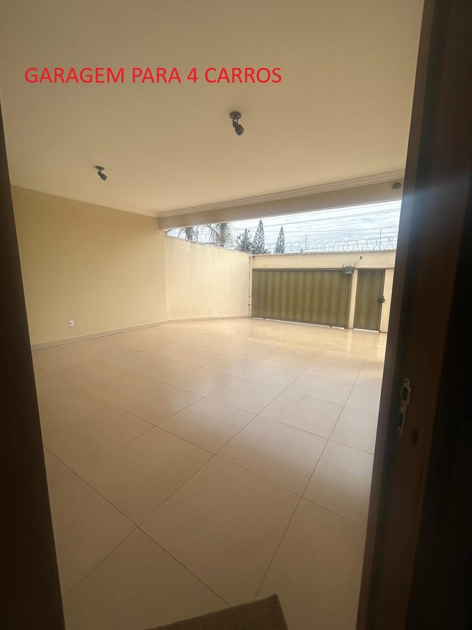 Casa Completa com Piscina Aquecida e Academia Privativa 3 Quartos , duas suites 360m² de Terreno Jd Presidente