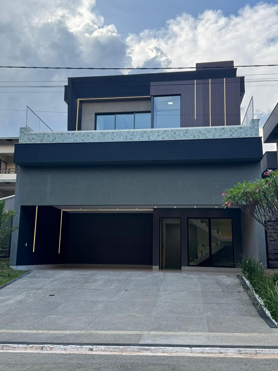 Casa Triplex Condominio do Lago
