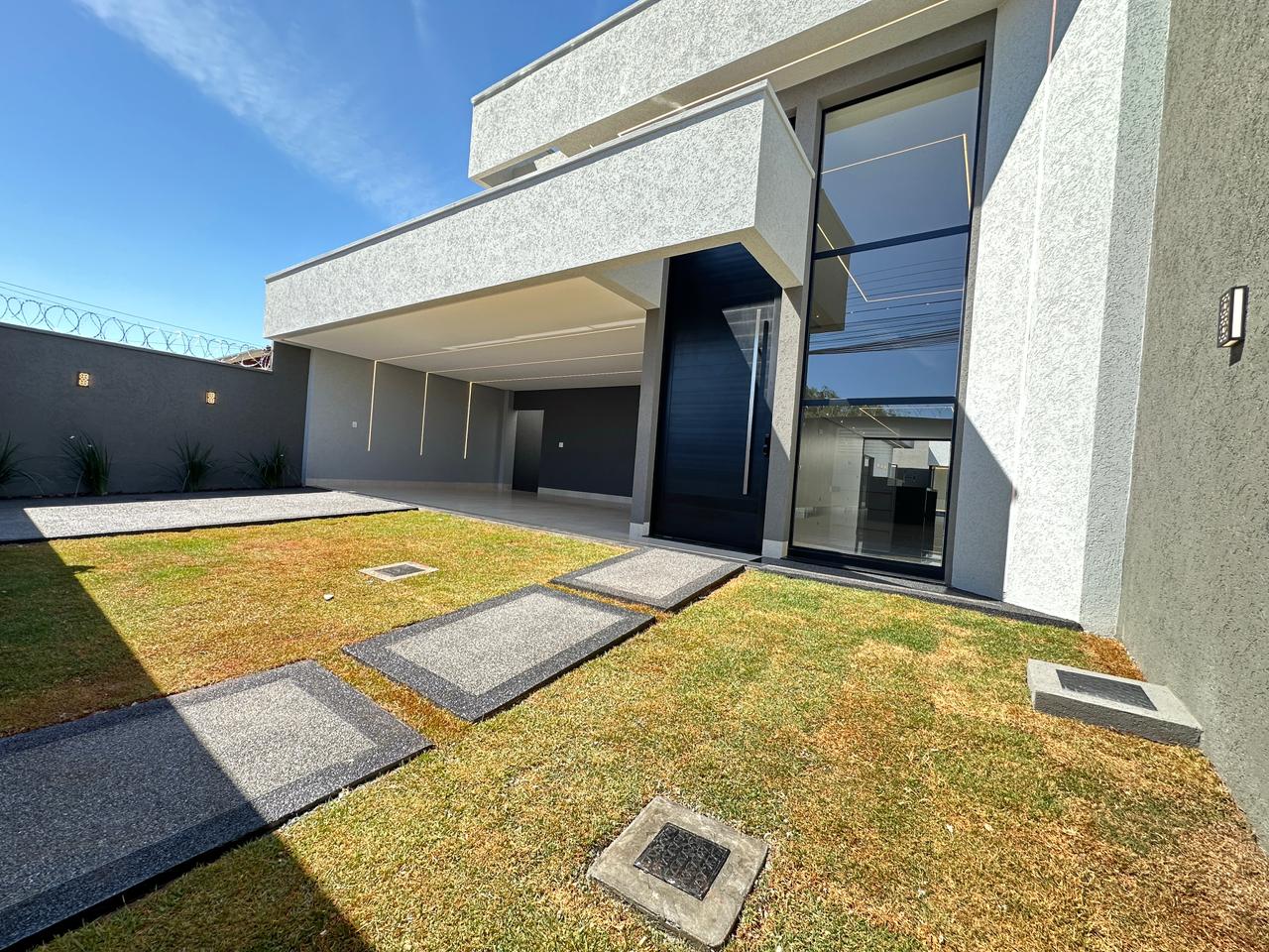 Casa com 3 suítes no Moinho dos Ventos - Goiânia-Go
