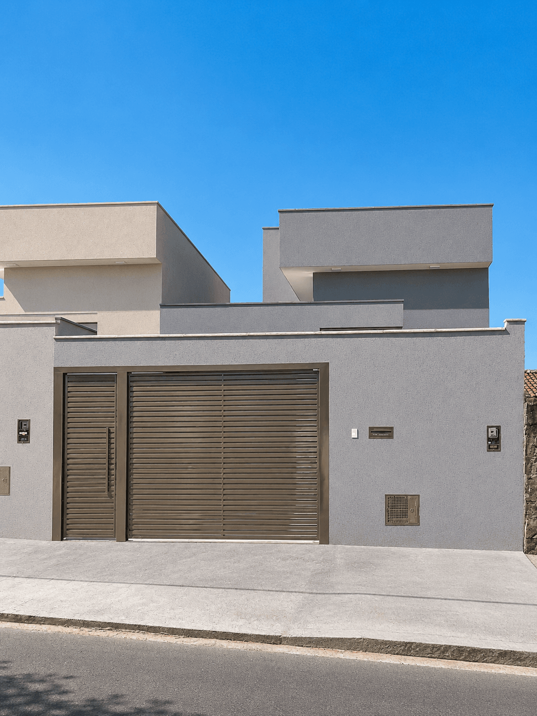 Baixou Venda Casa 3 quartos, Nova sendo: 1 suíte plena com pé-direito duplo; Solange Park Prox Joao Braz Goiania