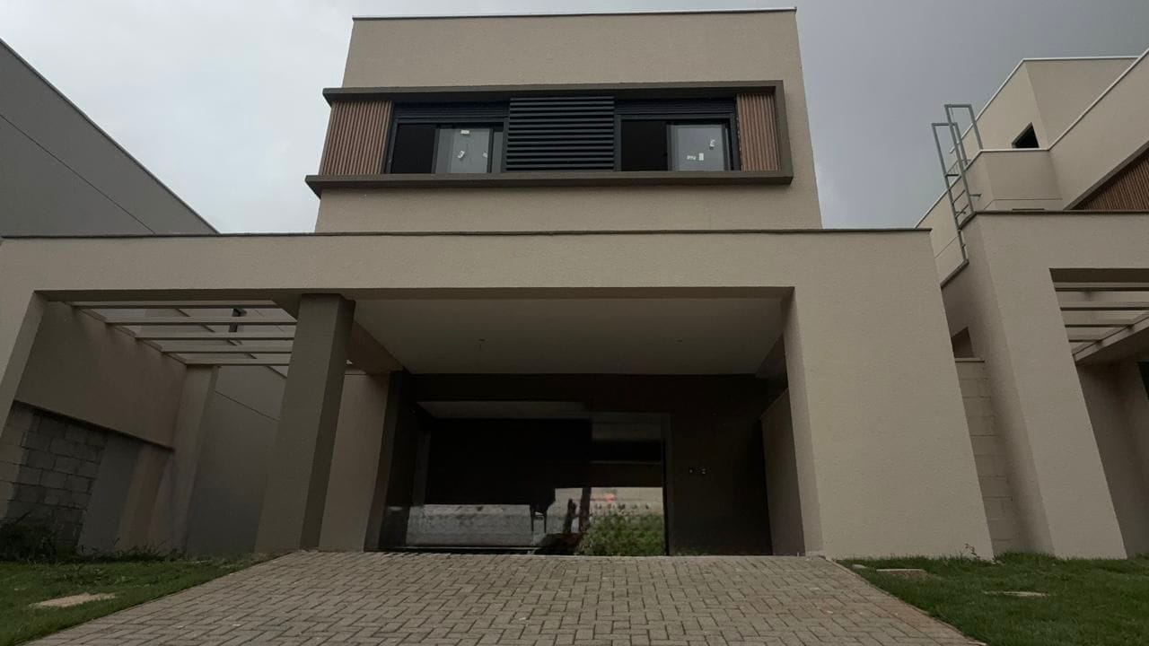 Jardins Lyon - Sobrado 4 Quartos ( 3 suítes + 1 quarto )