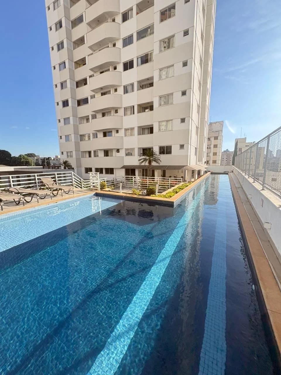 Apartamento 2Q com Suíte Mobiliado
