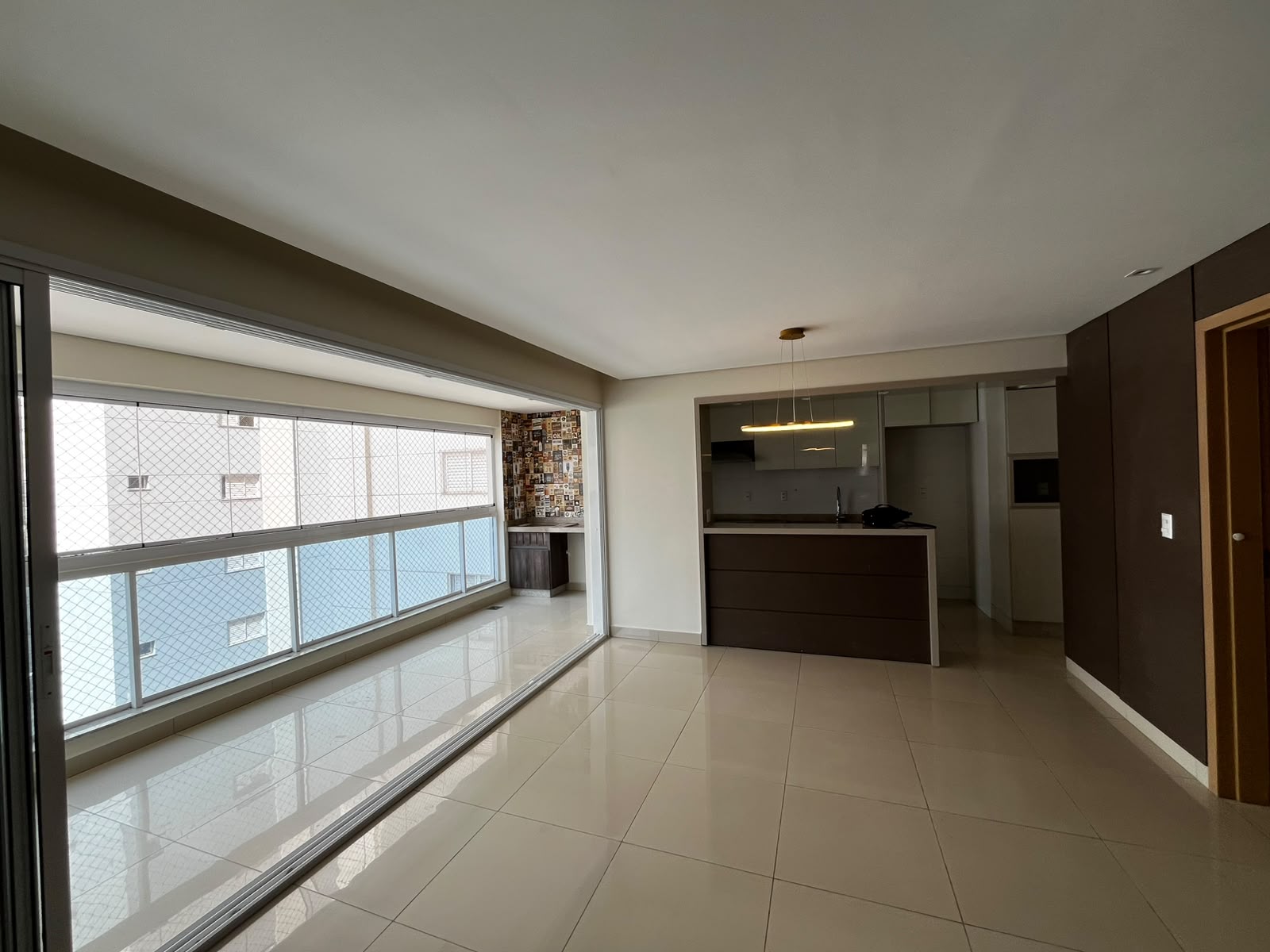 APARTAMENTO À VENDA NO JARDIM GOIÁS