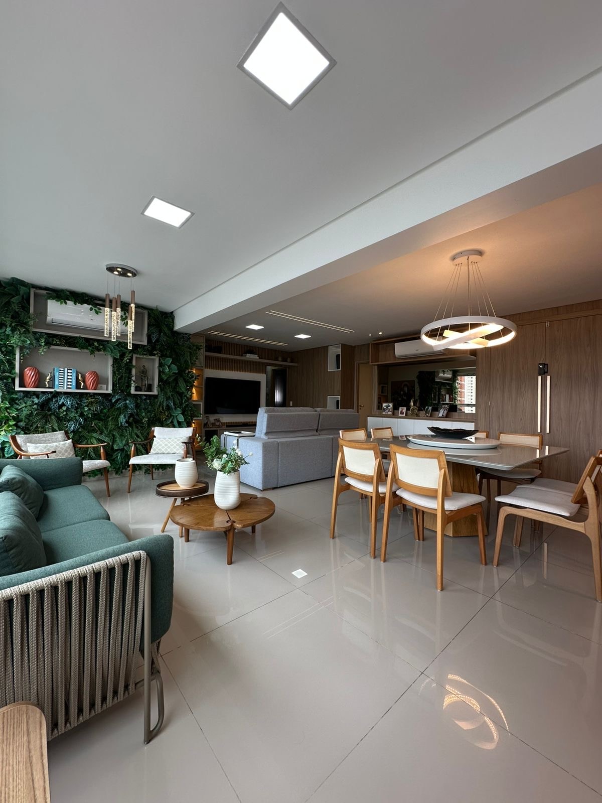 Atrum Supreme Residence