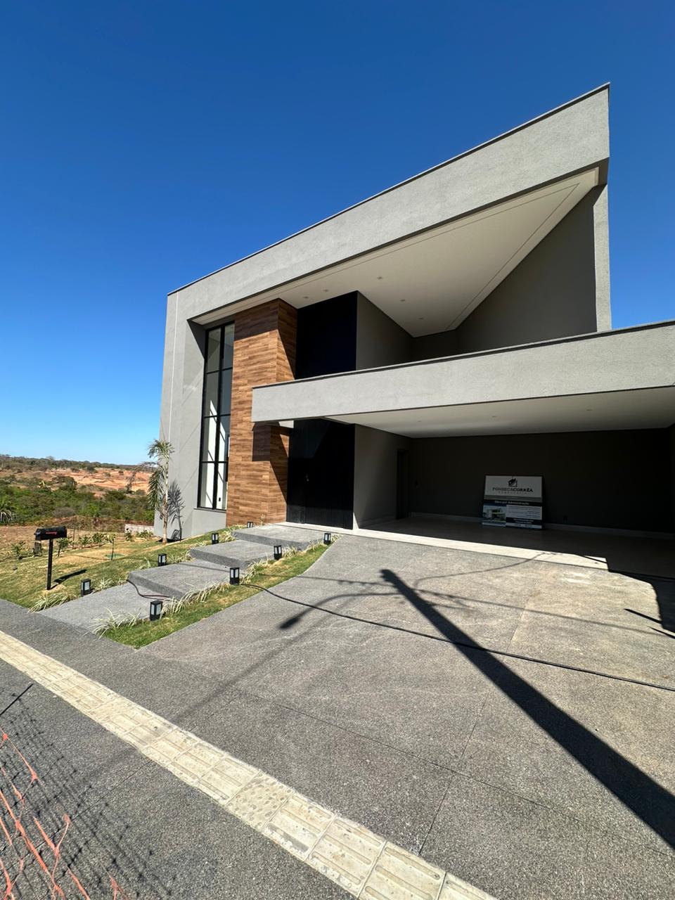 Sobrado Jardins Bolonha 4S José