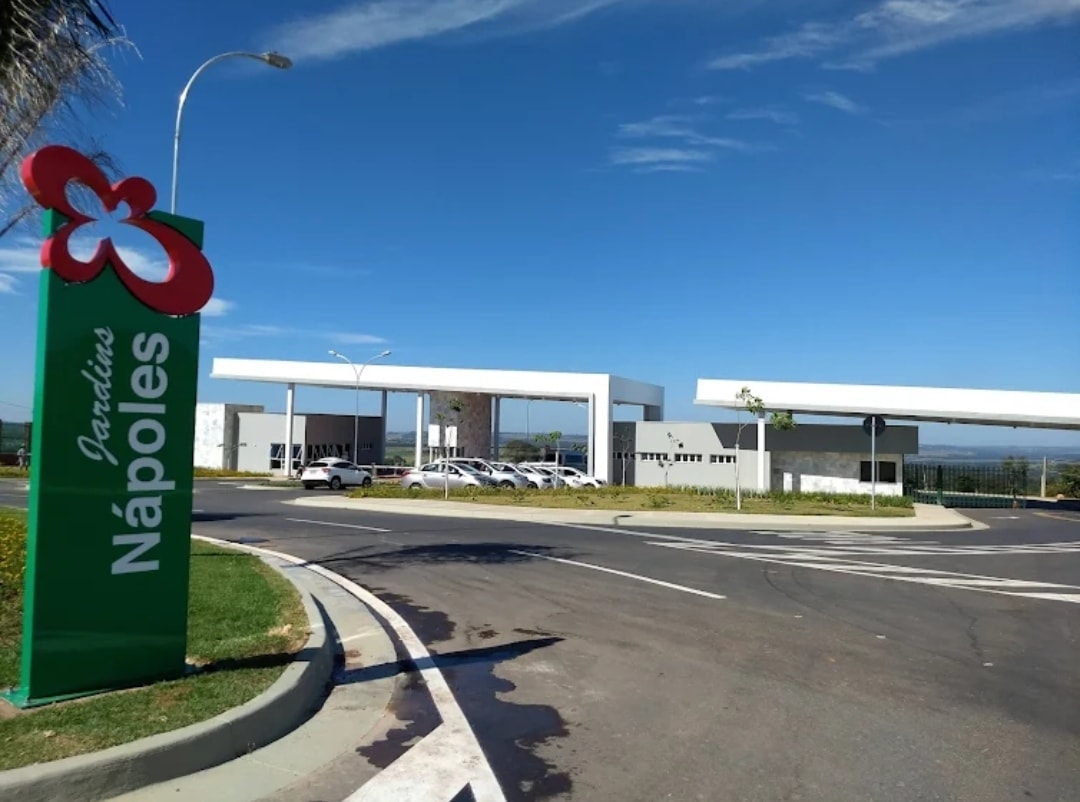 Lote Jardins Nápoles 358,43 M2 com projeto aprovado