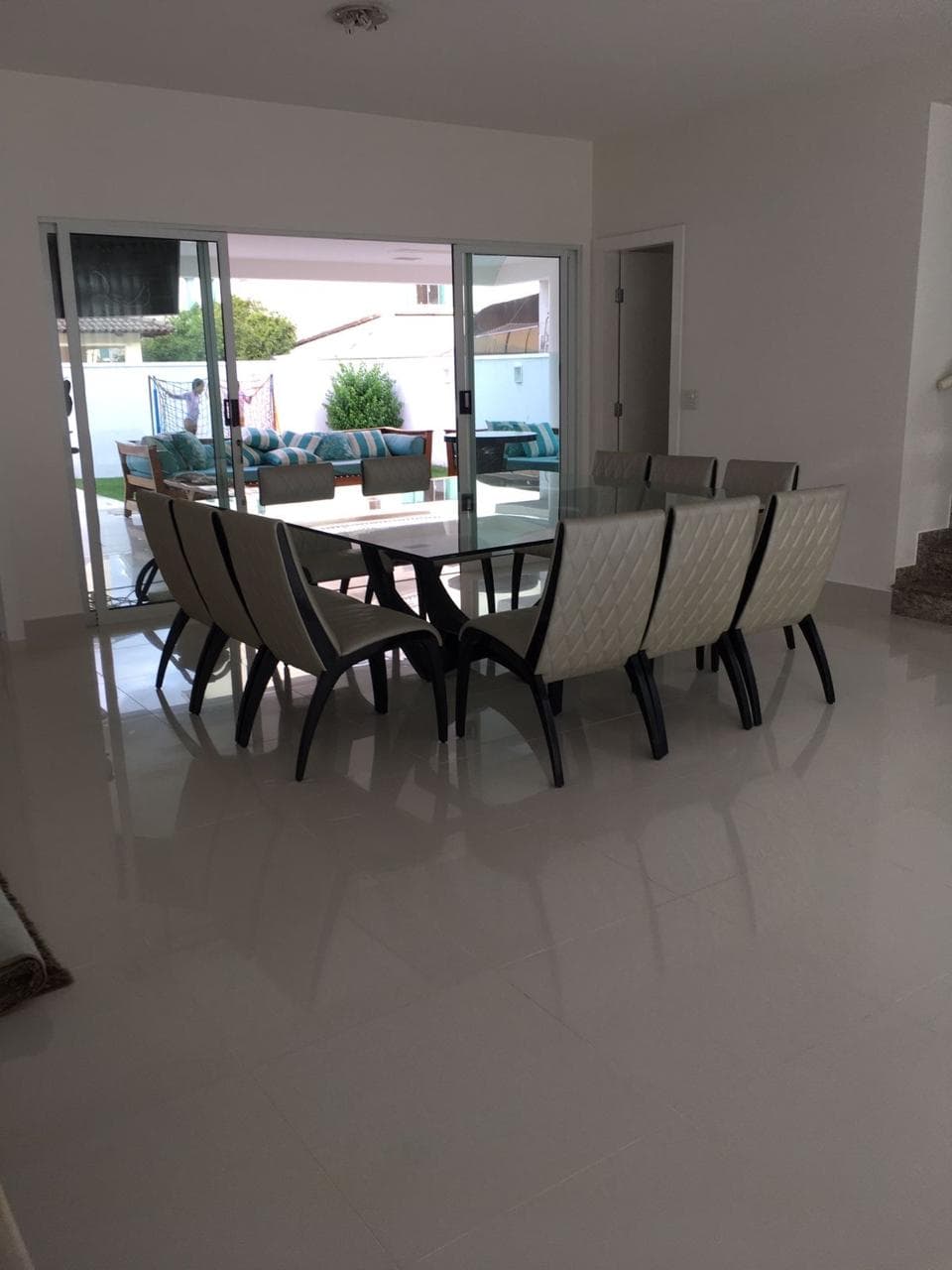 Casa 4 Suítes Plenas - 360m² - Res. Granville