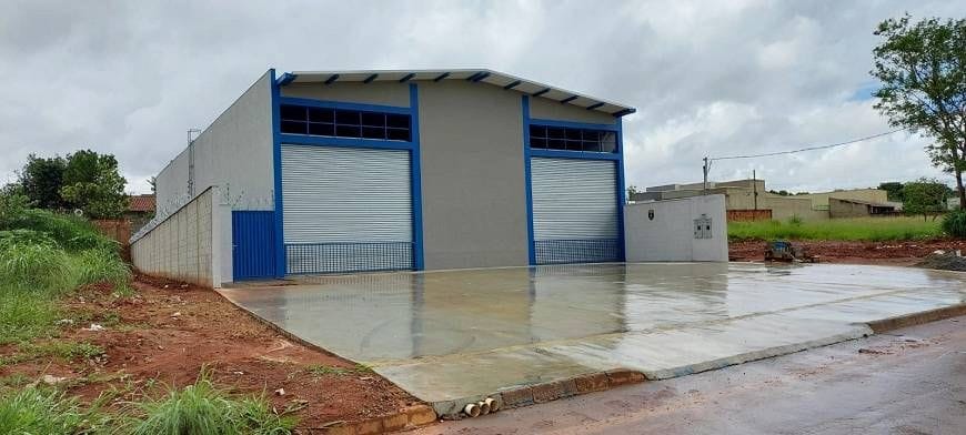 Galpão Comercial | 450m² | Estrutura Moderna e Alto Potencial no Jardim Helvécia