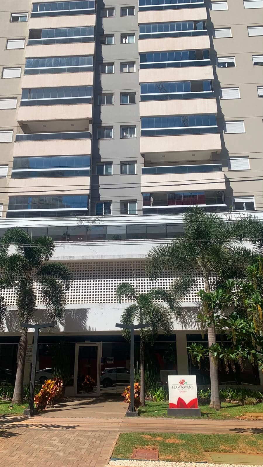 3/4 sendo 1 suíte 90m2 Flamboyant Residence Prime