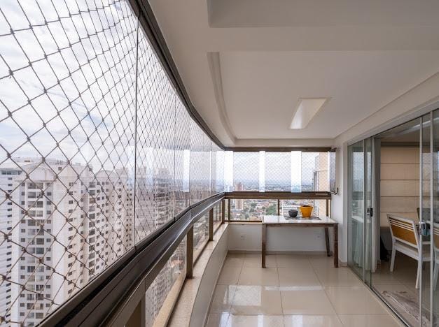 Apartamento no Alto do Setor Serrinha 3 suítes