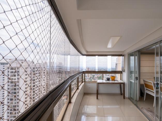 Apartamento no Alto do Setor Serrinha 3 suítes