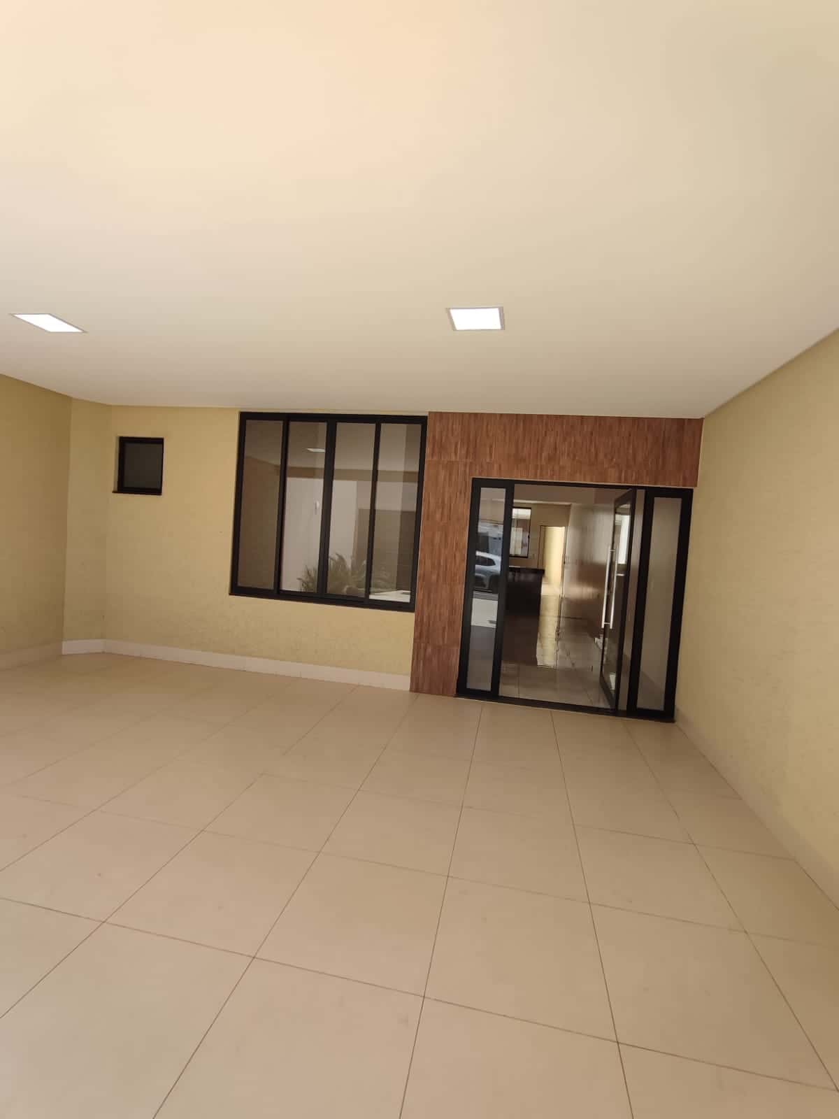 VENDO CASA NOVA PARQUE AMAZÔNIA 3 quartos com 2 Suites