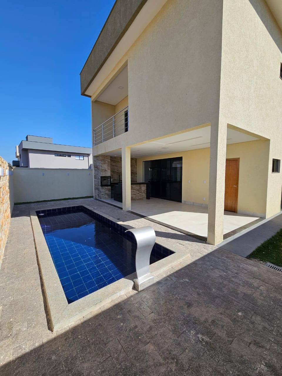 🏡 SOBRADO ALTO PADRÃO À VENDA – Parqville Jacarandá