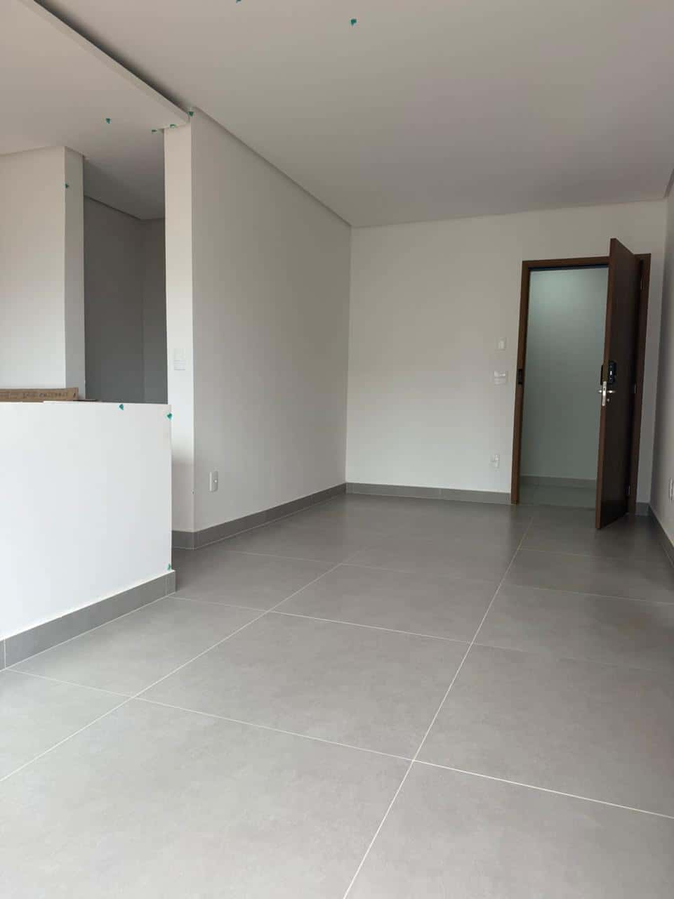 Apartamento Garden, Novo com mais de 20 metros de área externa, com suíte e varanda.