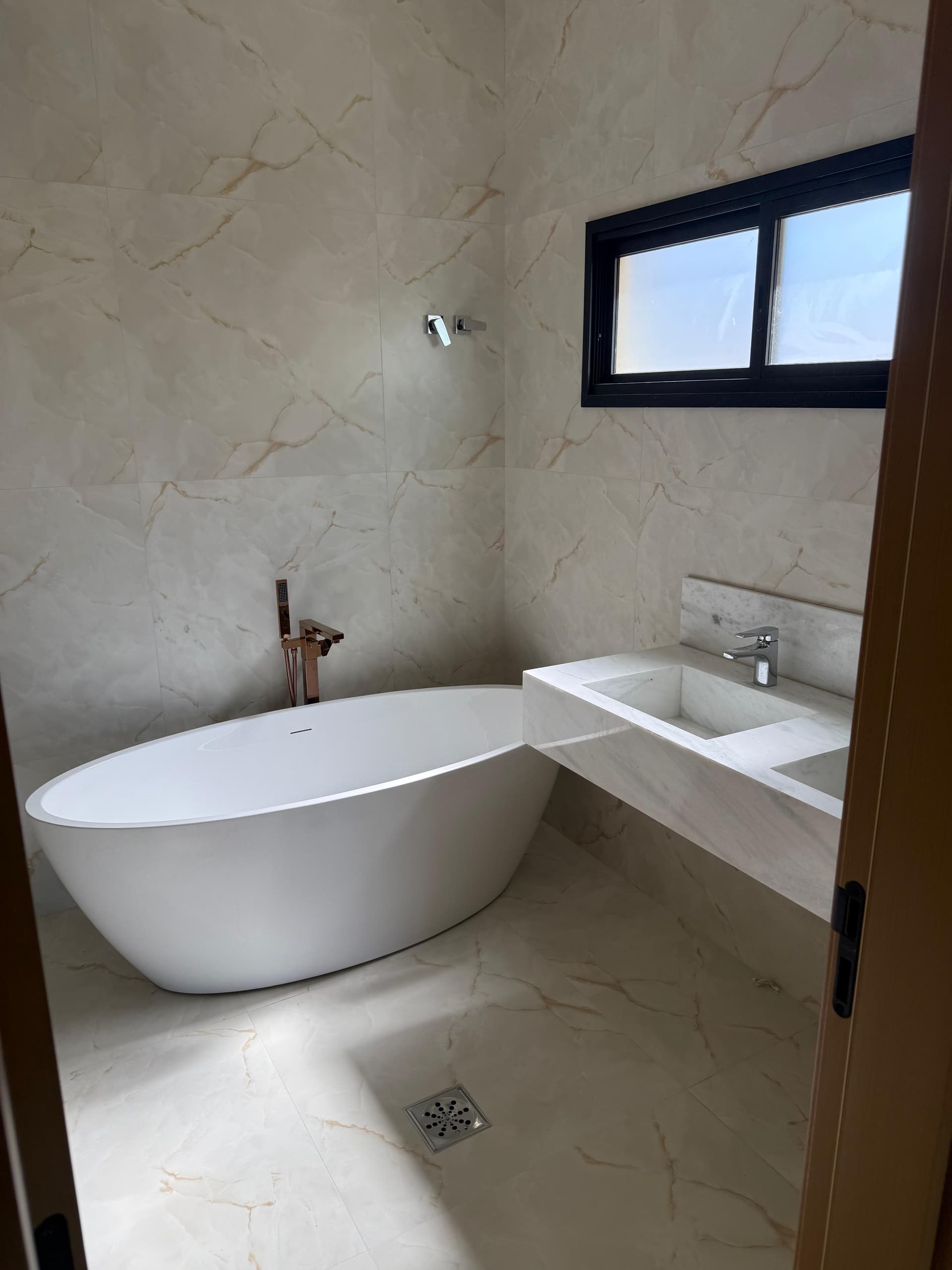 🏡 SOBRADO ALTO PADRÃO À VENDA – Jardins França