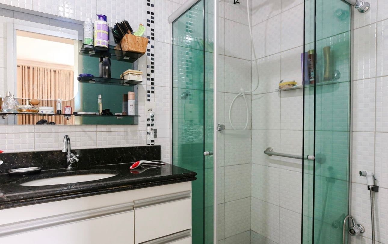 Apartamento à venda no Residencial Mafrata no Setor Sudoeste (divisa com Jd América) em Goiânia