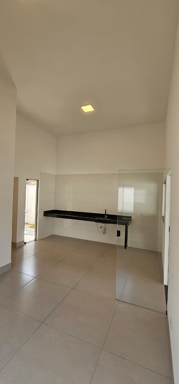 🏡 Casa c/ Quintal Grande + Varanda Gourmet | 3Q (1 Suíte) | 250m²