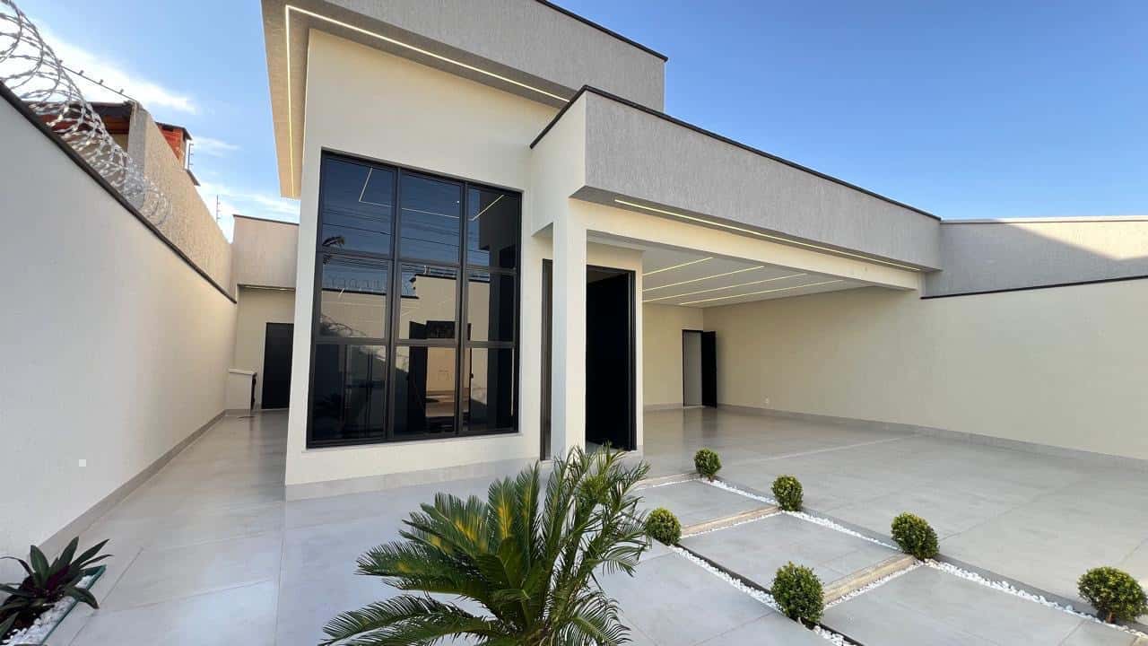 Belíssima casa Alto Padrão com 3 Suítes, Piscina e Área Gourmet no Faiçalville – 360m² de Terreno