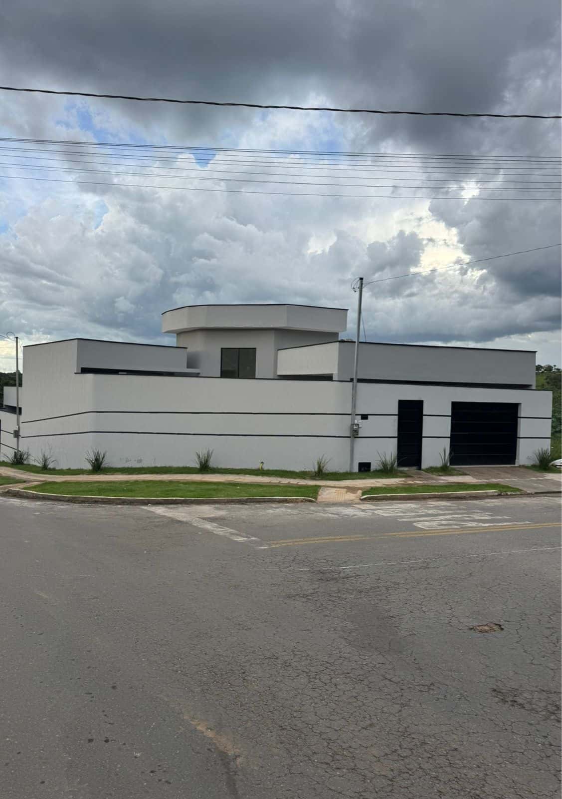 Casa 3 quartos residencial flor do ipê 2 em senador canedo - GO