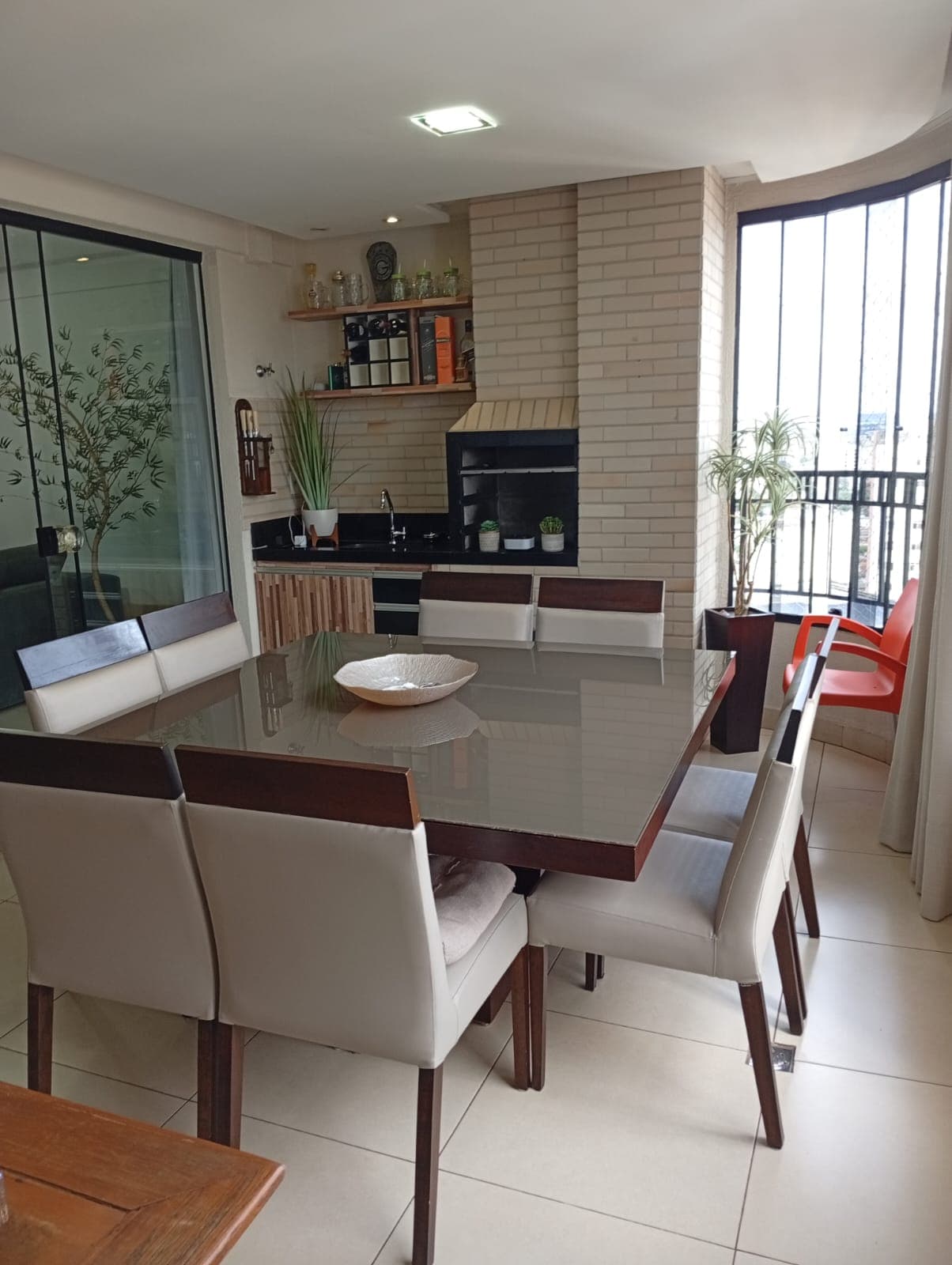 Belíssimo apartamento de 4 suítes próximo ao Parque Vaca Brava