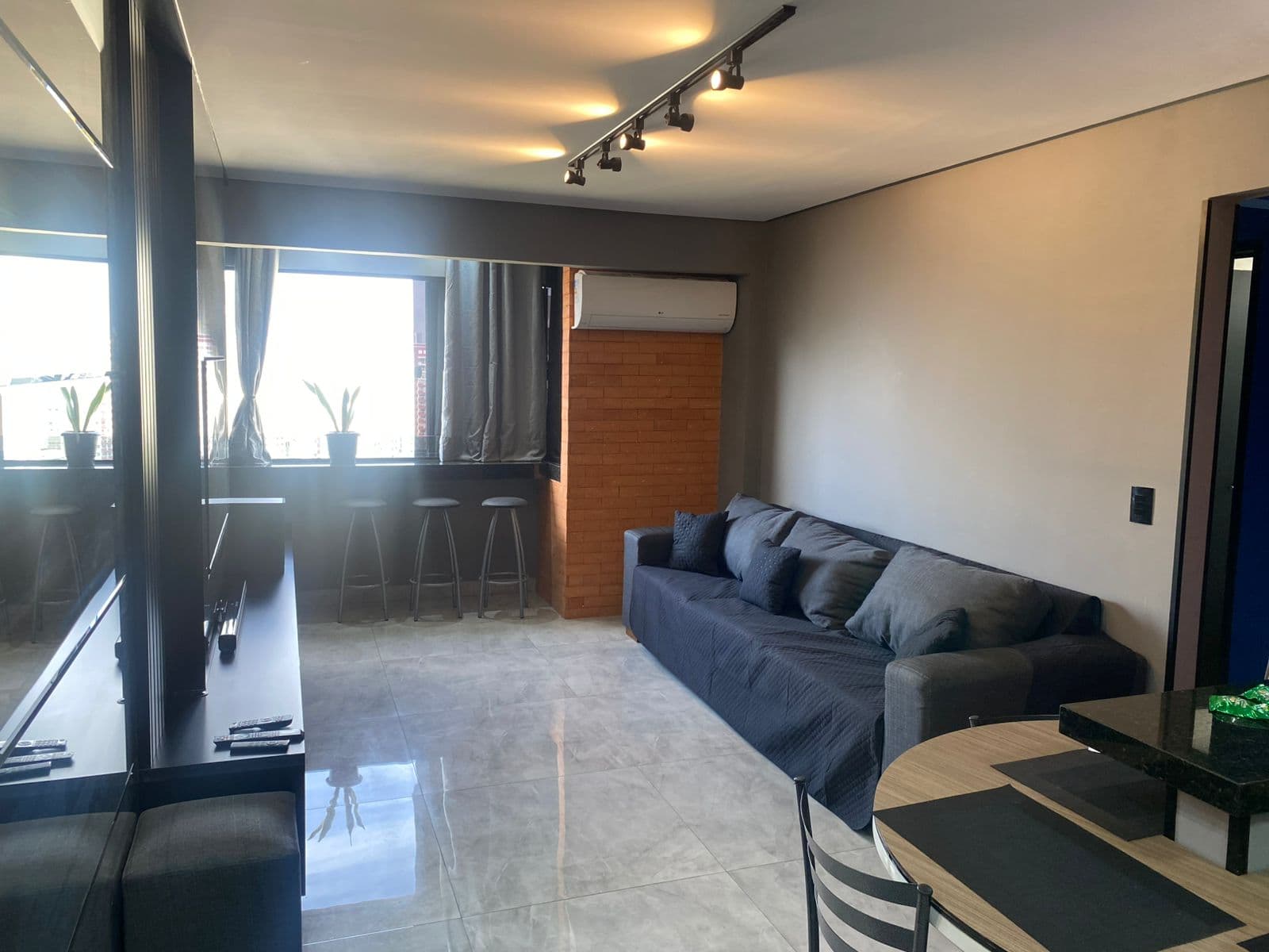 APARTAMENTO CRISTAL