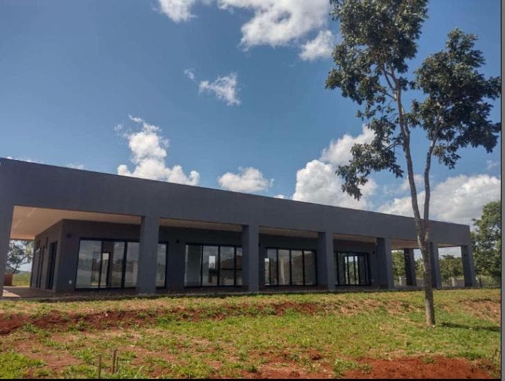 LOTES A VENDA CON.VILLA ROMANA
