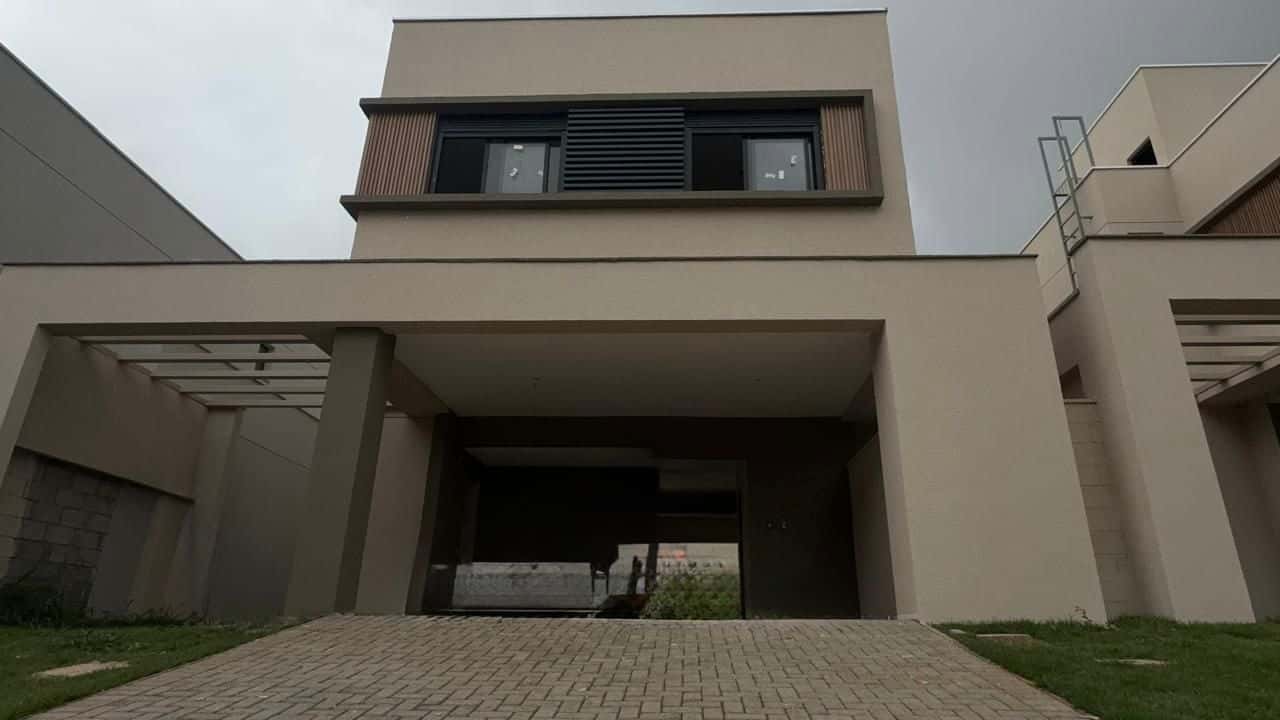 Jardins Lyon - Sobrado 4 Quartos ( 3 suítes + 1 quarto )