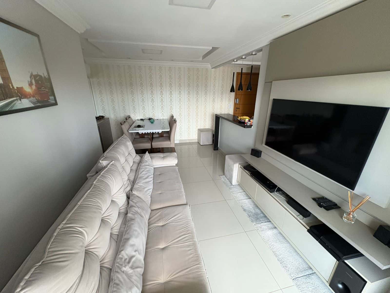 Apartamento muito bem localizado no setor Oeste Vista livre privilegiada pro lago das rosas Feel home lago das rosas