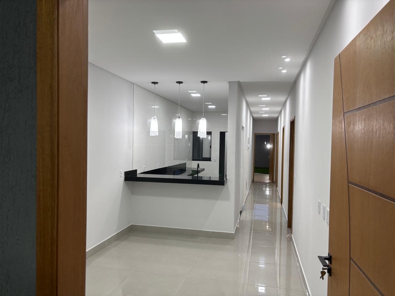 🏡 Jardim Balneario Meia Ponte – Casa Moderna e Completa!