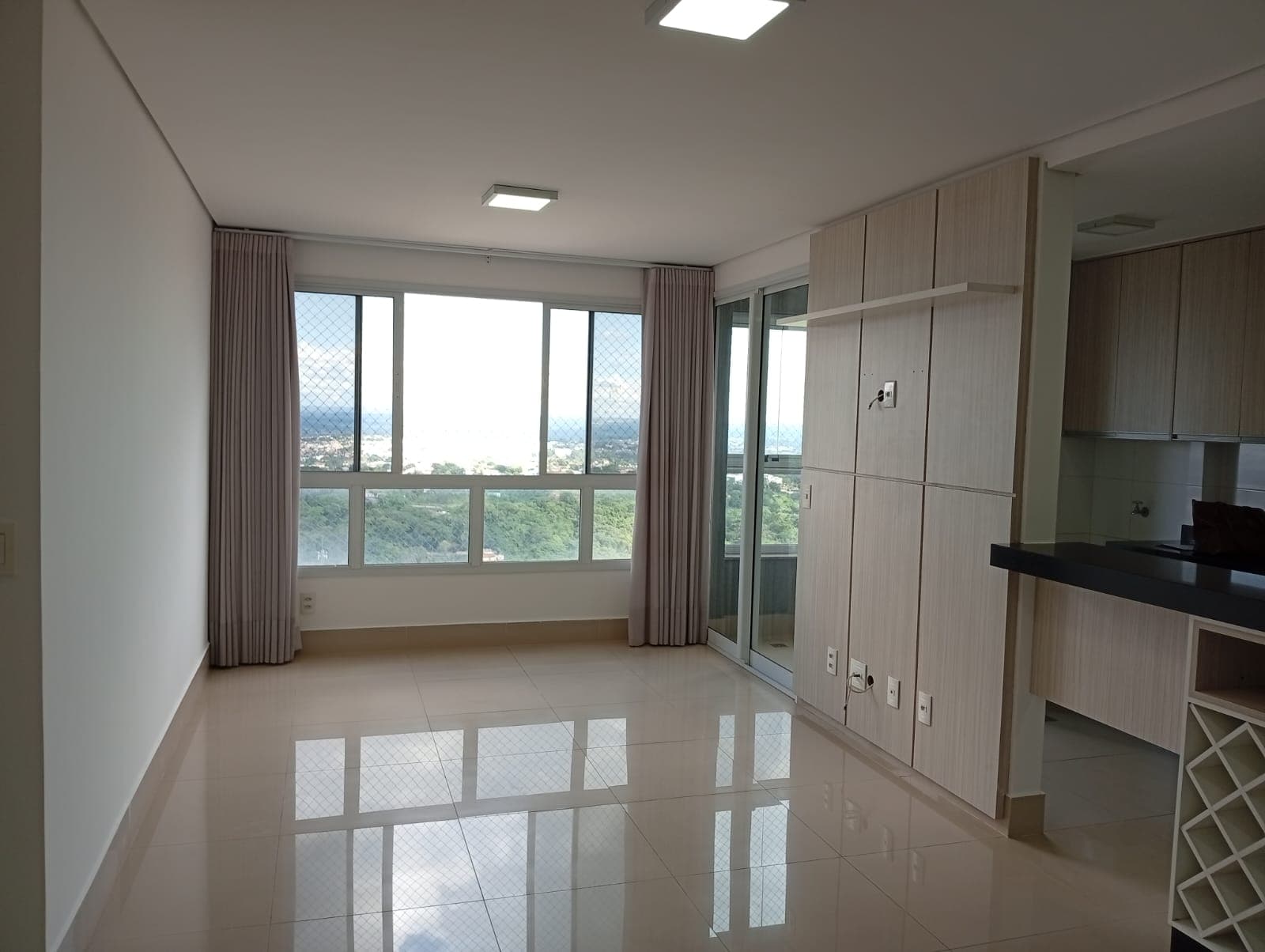 Apartamento 3 suítes no Setor Universitário
