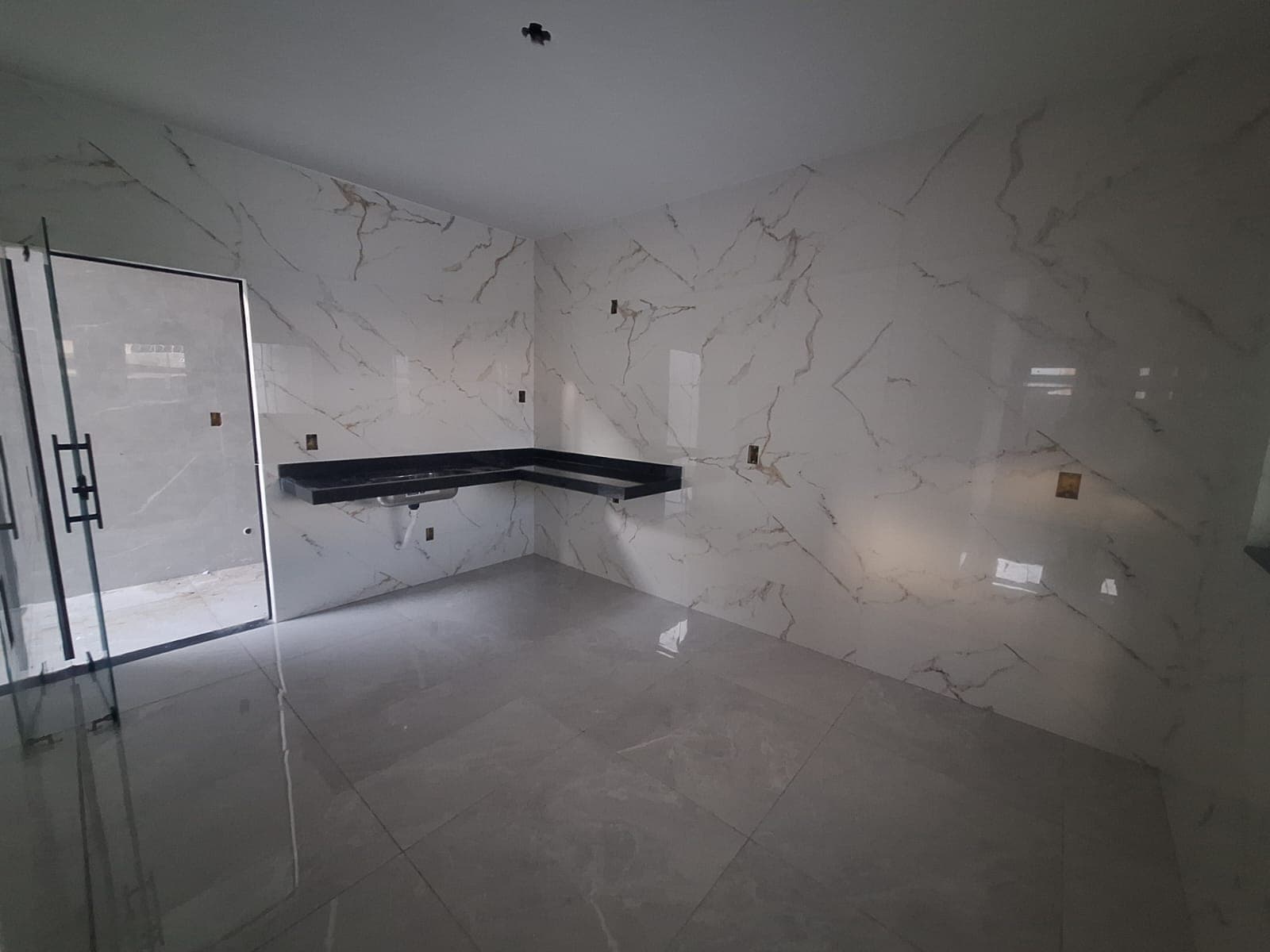 🏡 Casa à Venda – Pontal Sul Aparecida de Goiania - Moderna e Completa!