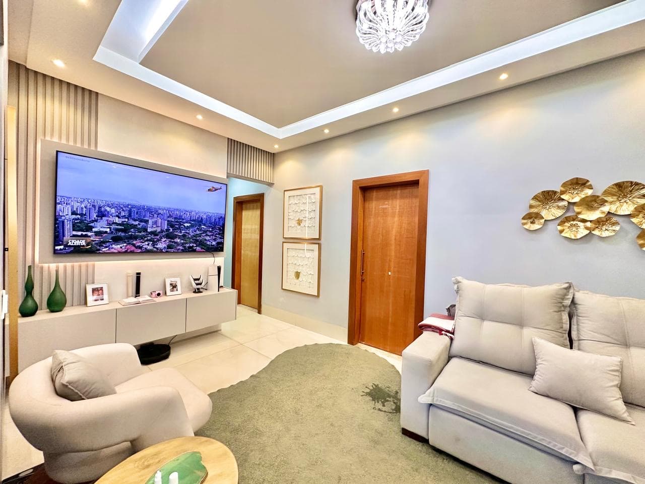 CASA 4 QUARTOS, 3 SUÍTES PLENAS JARDIM IMPANEMA - GOIÂNIA