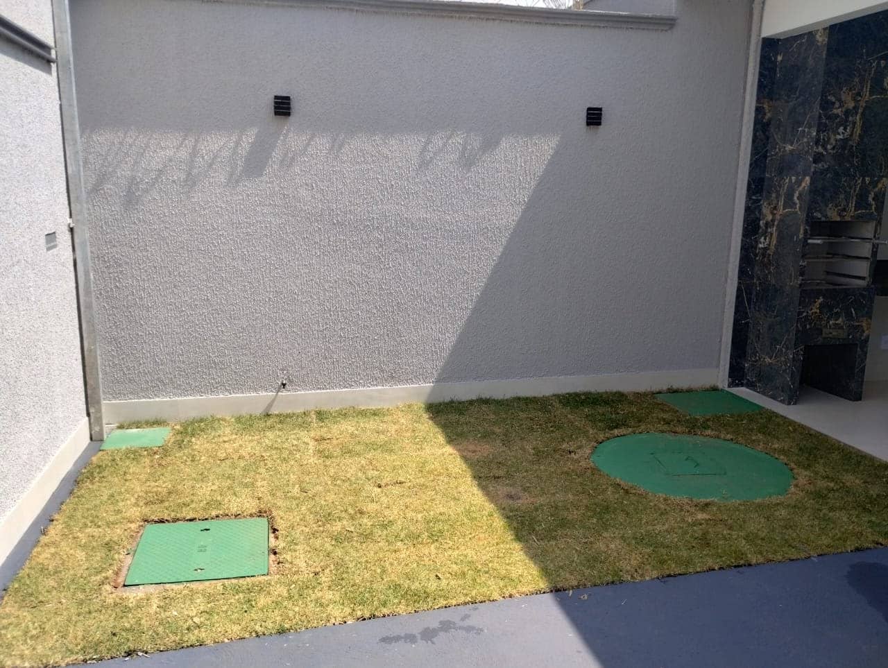 🚨 CASA MODERNA | 3Q (1 SUÍTE) | PÉ DIREITO ALTO + JARDIM DE INVERNO 🚨