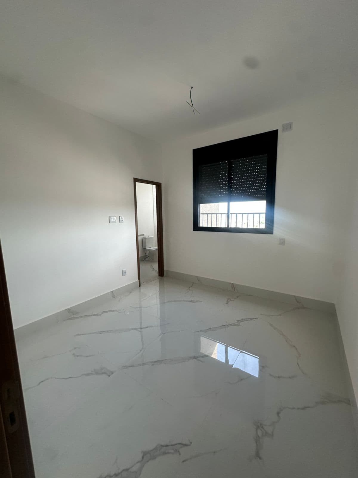 PENTHOUSE AZURE COMPACT LIFE