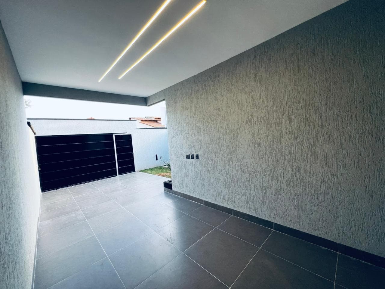 CASA EM GUAPÓ