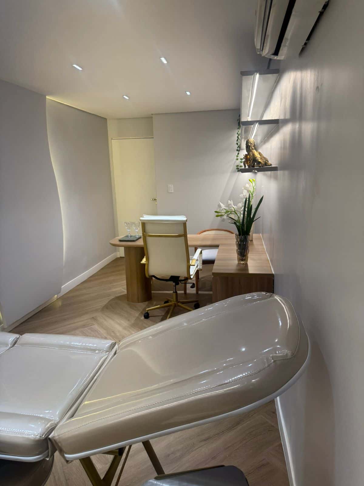 Aluguel Mensal | Sala/consultório 17,06m² | Clínica DueTratto - Setor Sul - Goiânia/GO