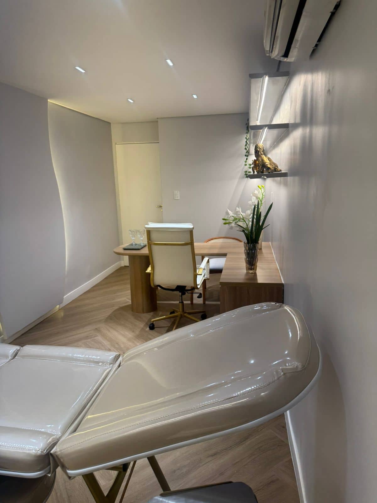 Aluguel Mensal | Sala/consultório 17,06m² | Clínica DueTratto - Setor Sul - Goiânia/GO