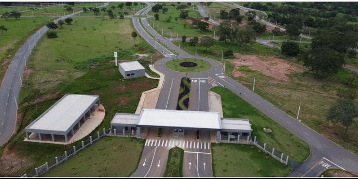 LOTES A VENDA CON.VILLA ROMANA