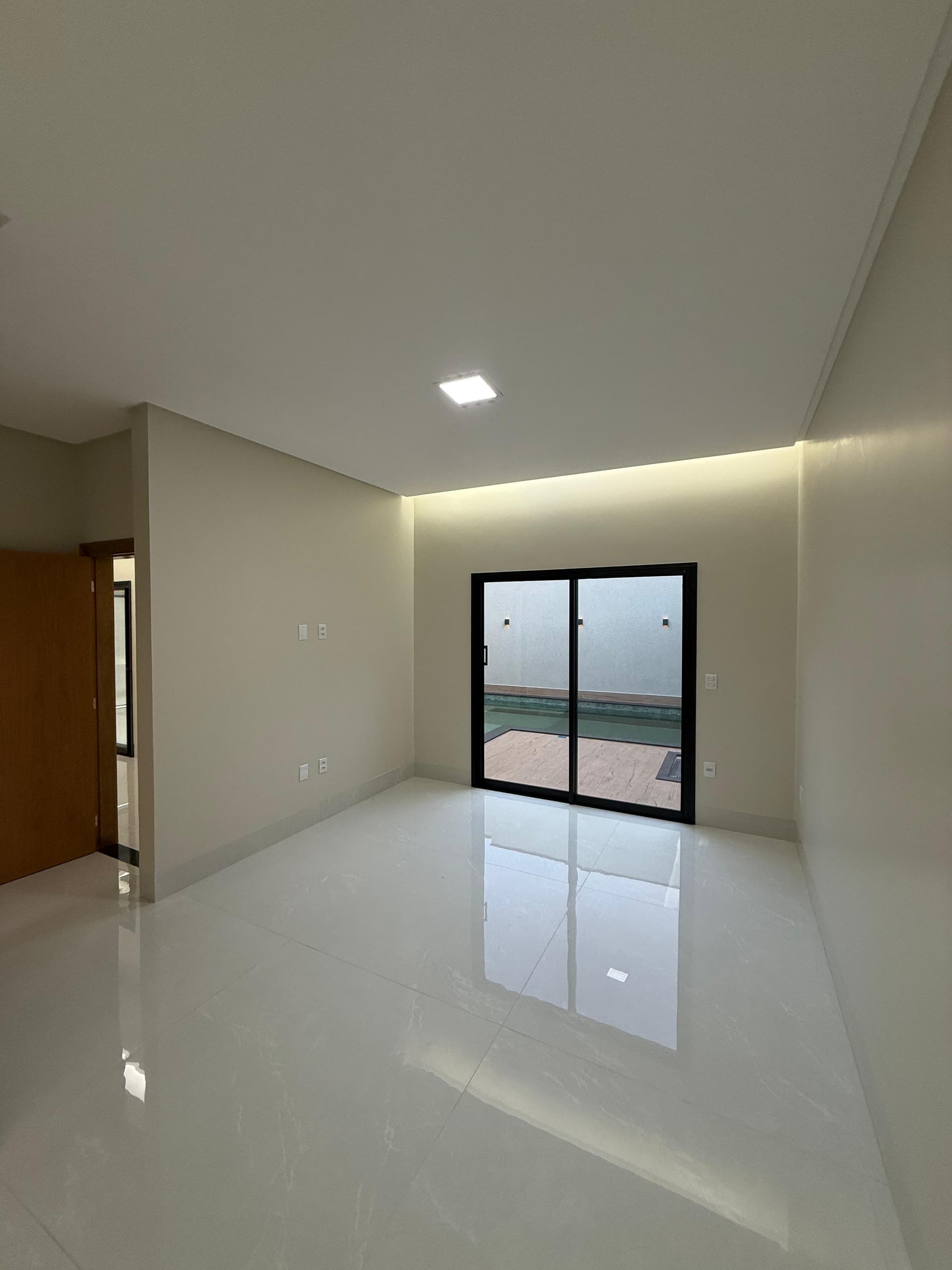 🏡 Casa Alto Padrão – Residencial Itália | Goiânia-GO
