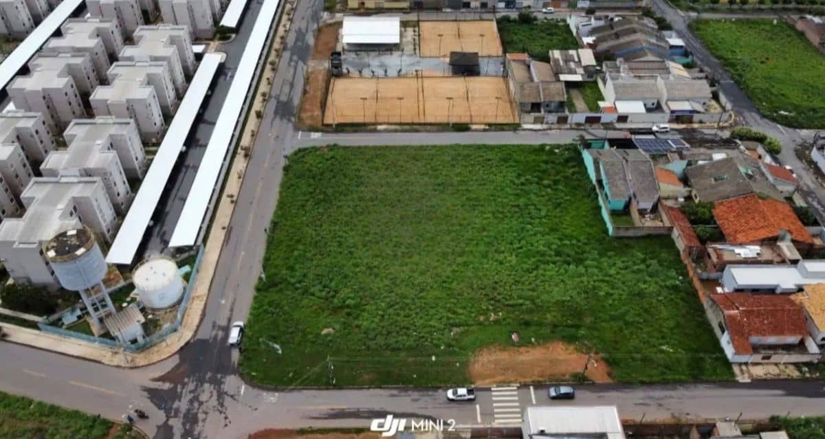 Área estratégica a venda - Condomínio das Esmeraldas