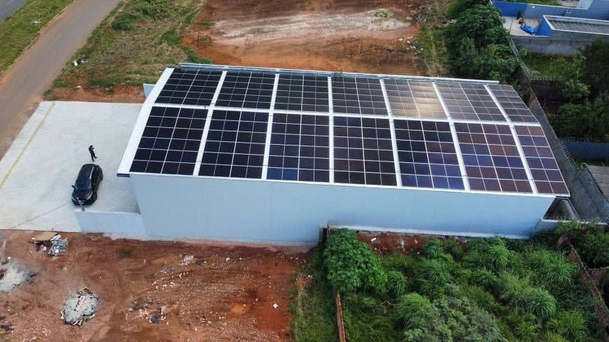 Galpão Comercial | 450m² | Estrutura Moderna e Alto Potencial no Jardim Helvécia