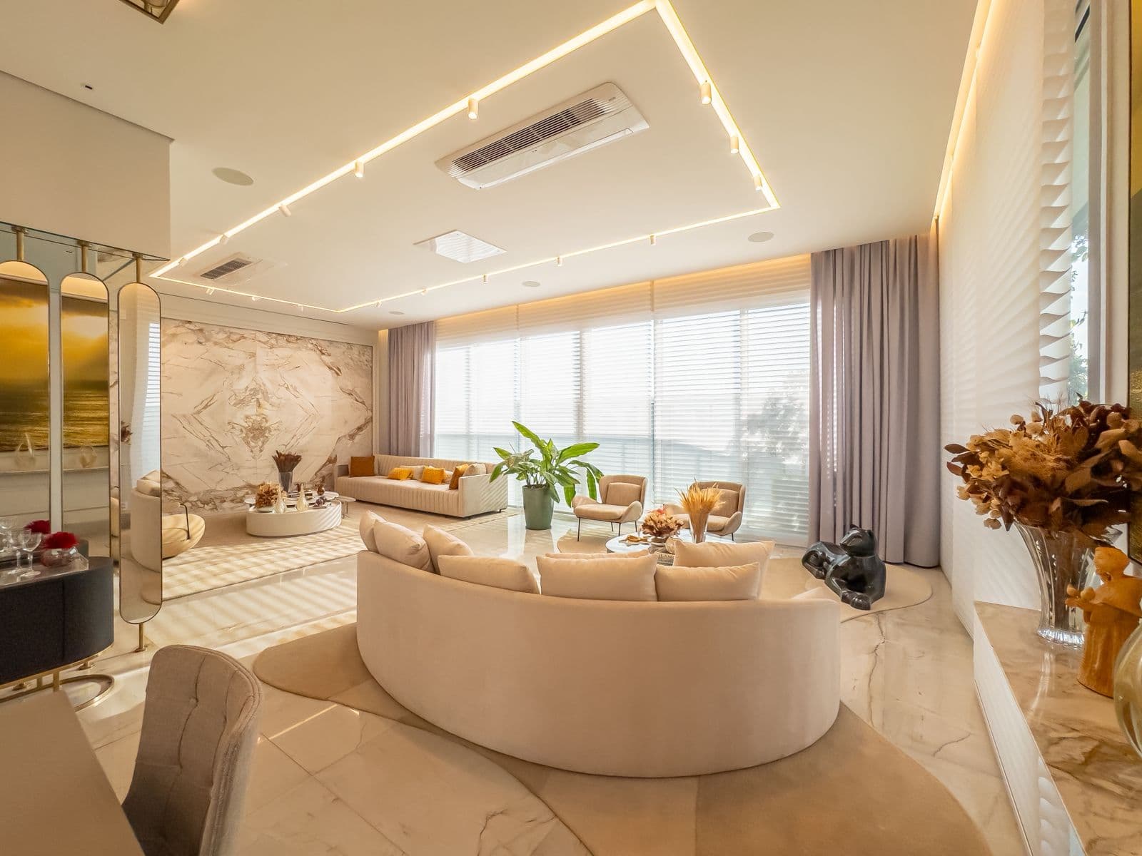 Cobertura Duplex de Alto Padrão Condomínio Miami One Life Style de 530 m²