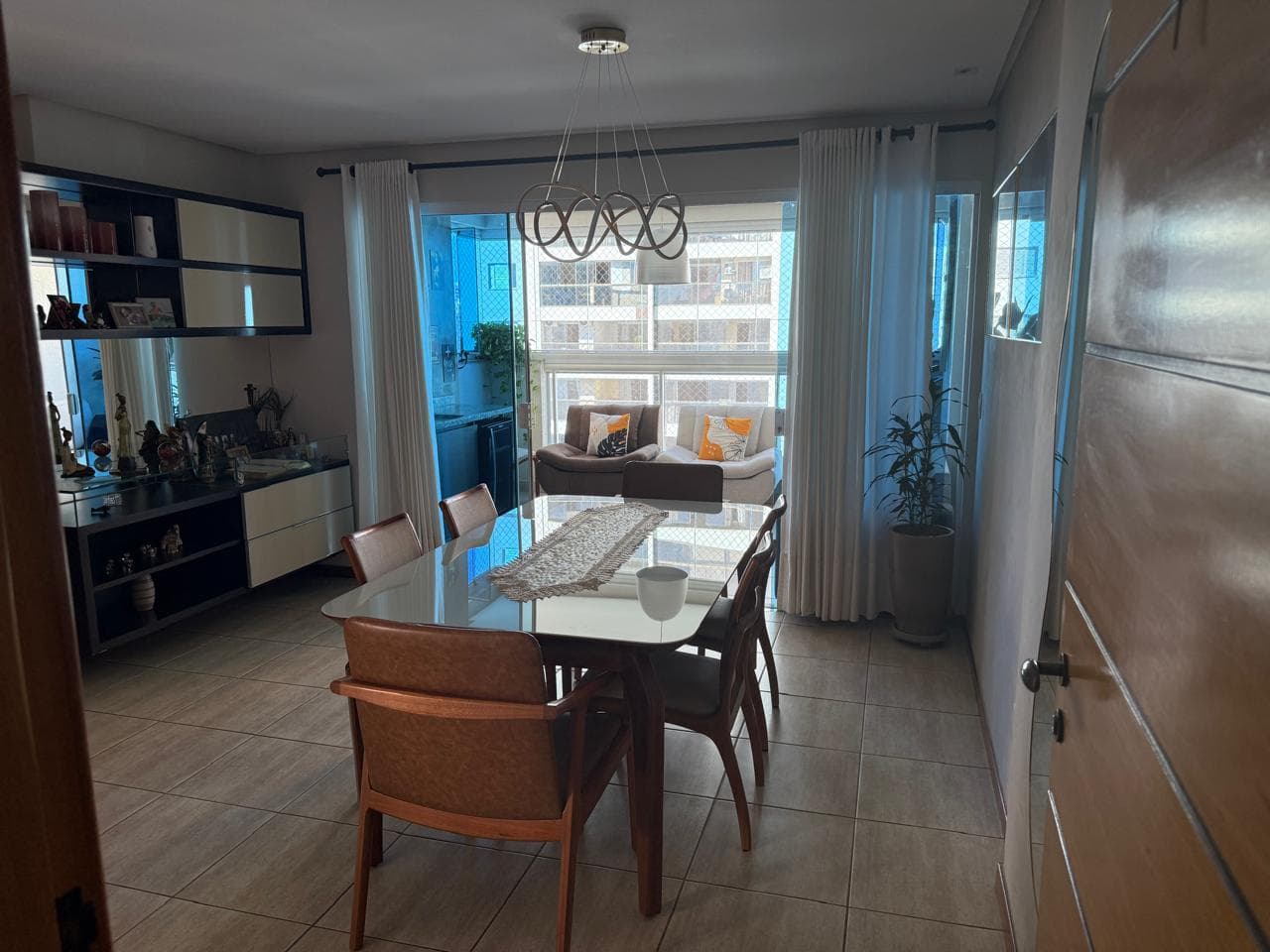 Apartamento à venda no Bueno Ed Marina Azul