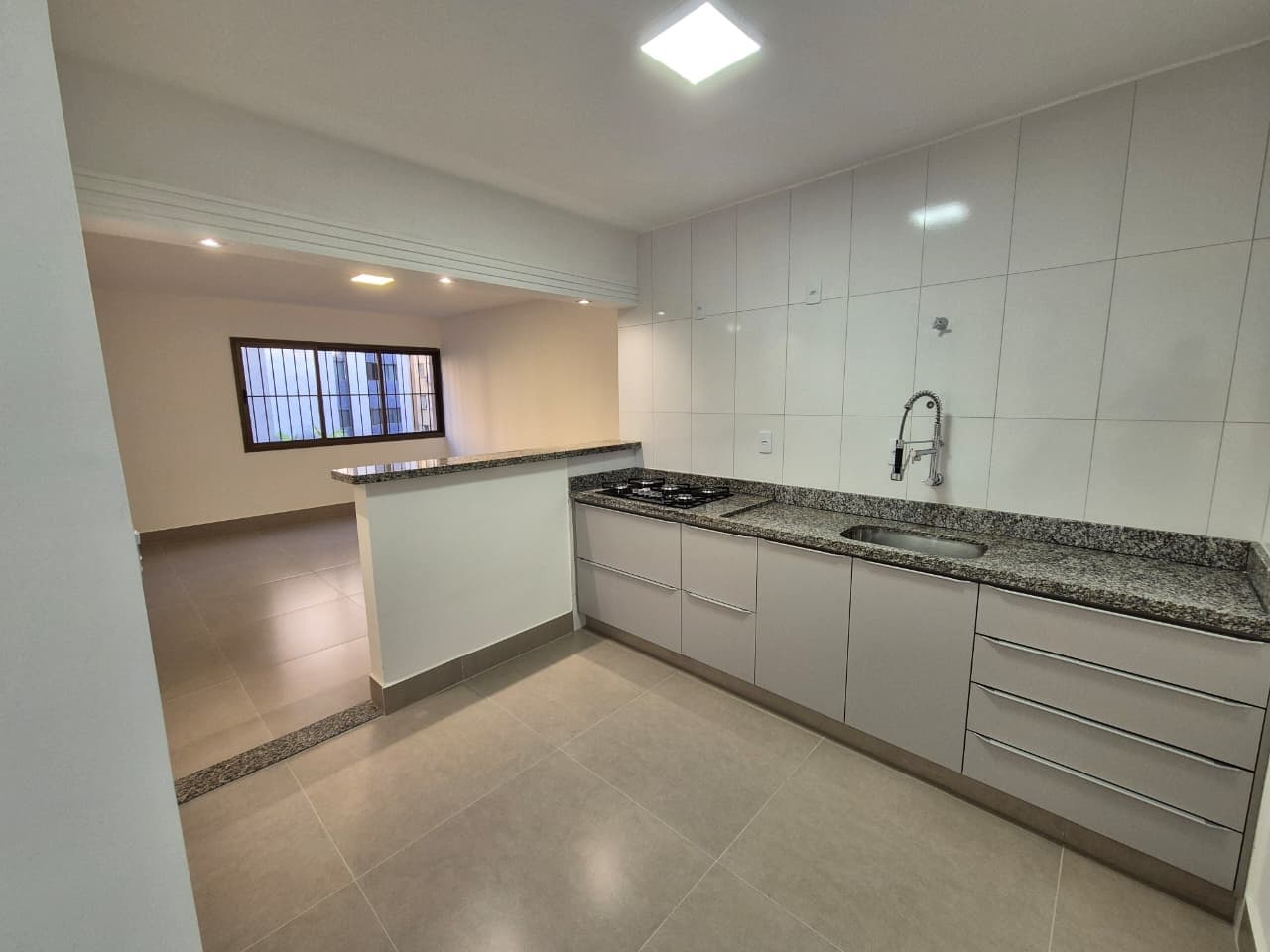 Apartamento 3 quartos 91m2 Ed. Laguna St. Bueno