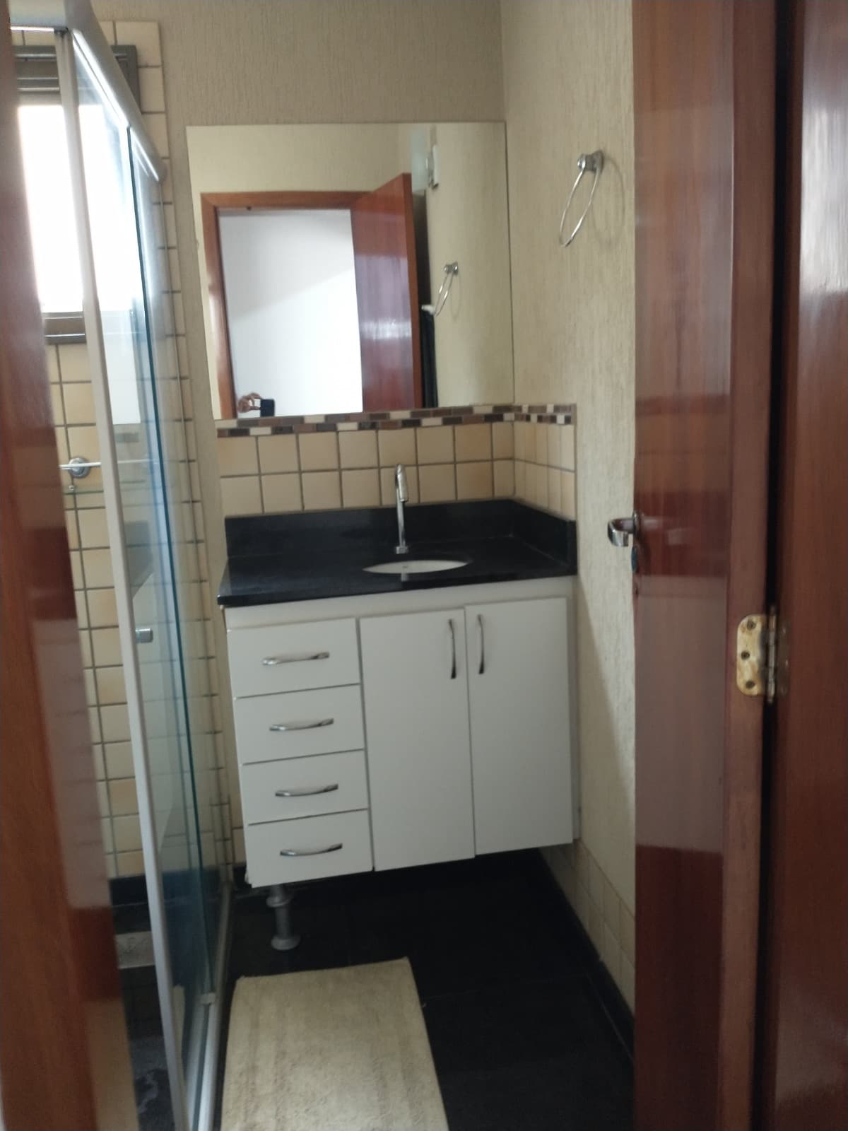 CASA EM CONDOMINIO FECHADO