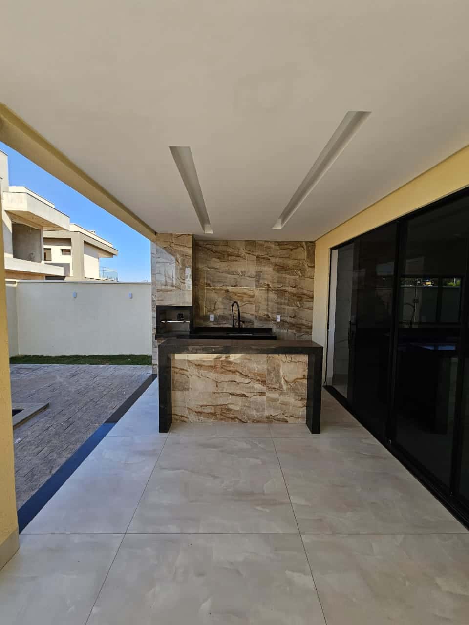 PARQUEVILLE JACARANDA