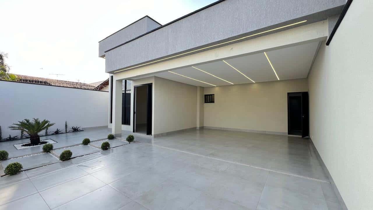 Belíssima casa Alto Padrão com 3 Suítes, Piscina e Área Gourmet no Faiçalville – 360m² de Terreno