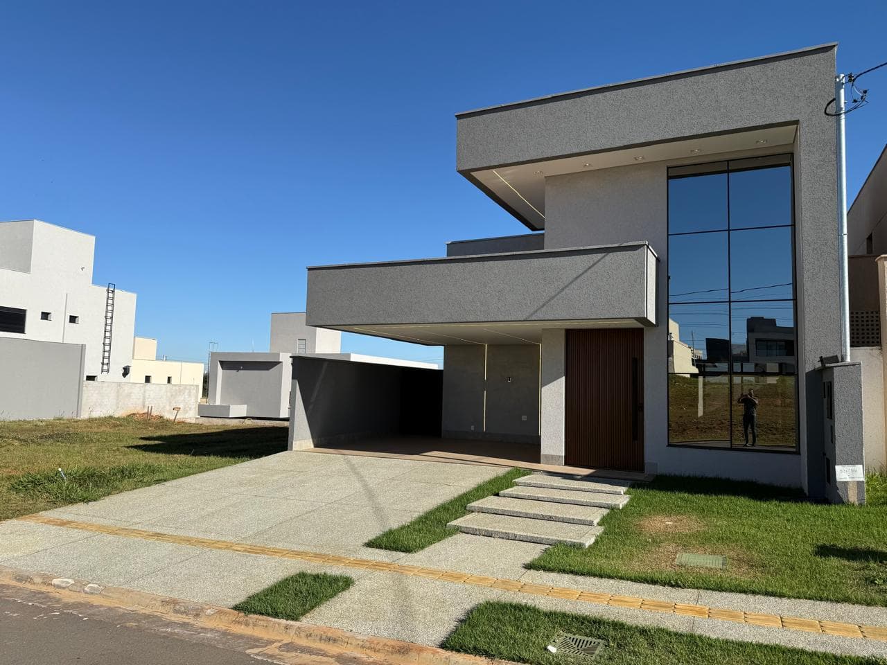 🏡 Oportunidade no Jardins Capri – Casa Térrea de Alto Padrão