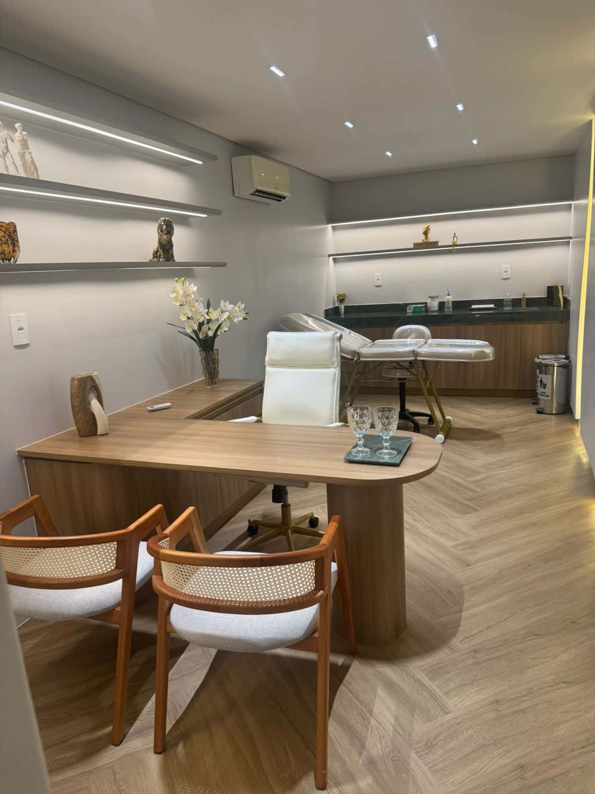 Aluguel Mensal | Sala/consultório 17,06m² | Clínica DueTratto - Setor Sul - Goiânia/GO